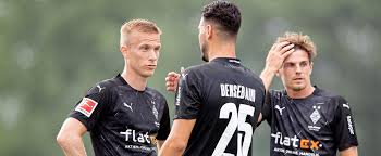 Aug 13, 2021 · hier gibt es aktuelle news und transfergerüchte zu gladbach: Borussia Monchengladbach Bensebaini Vollstandig Im Training
