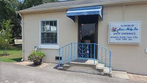 At scotts house of flowers, you'll find only the best outdoor gear and equipment.keep your little one active and happy all day long with some child care services from this store. Florists Across America Premier Flowershops Delivering Flowers Anywhere In The Usa