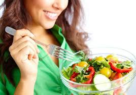 آیا خوردن میوه، سبزی و آبمیوه باعث پاکسازی بدن می‌شود؟