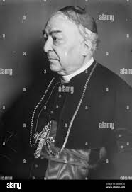 Cardinal pope hi-res stock photography and images