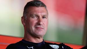 Manajer Leicester Jelaskan Aksi 'Cekik' James McArthur