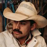 Live Music: Dustin de la Garza