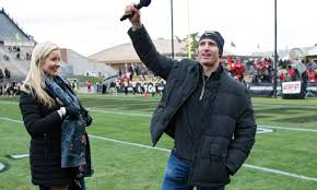 Ap photo/kim johnson flodin, file. Drew Brees Wife Brittany Announce 5 Million Donation