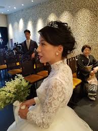 結婚式ヘアスタイルショートヘアの花嫁アレンジ ブライダルヘアメイク