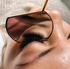 My lashes are stick straight, so curling them is the best way to look more awake and open up my eye area. Lash Addict Magdalena Dyl Home Facebook