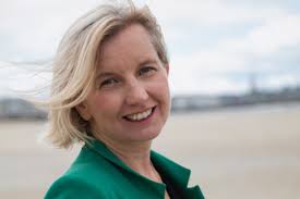 Gwenaële Barussaud-Robert : “Je n'écris rien que je ne puisse écrire sous  le regard de Dieu”