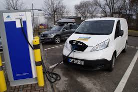 Mit Dem Nissan E Nv200 Waren Wir Anfang 2017 Fur Zwei Wochen Unterwegs Und Positiv Uberrascht Den Ganzen Testfahrtberic Bau Handwerk Nutzfahrzeuge E Mobilitat