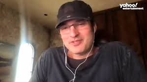 We can be heroes is a 2020 american superhero film written and directed by robert rodriguez. Robert Rodriguez Talks Inspiration Behind We Can Be Heroes