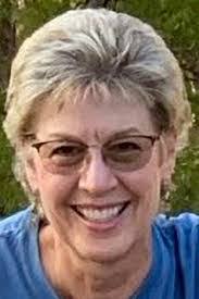 Evelyn Carlson's Instagram, Twitter & Facebook