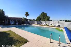 Les Metives Maison Mitoyenne 5 Chambres Avec Piscine Proche Du Puy Du Fou Location Vacances A Beaurepaire Clevacances