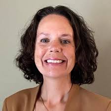 April Sandifer's Instagram, Twitter & Facebook