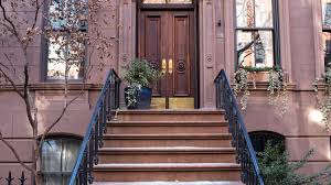 Owner of Carrie Bradshaws Sex and the City Apartment Wins Approval for  Gate - The New York Times