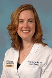 Julie Schwarz's Instagram, Twitter & Facebook