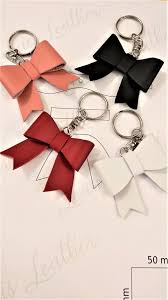 Download Leather Bow Keychain Pattern Leather Keychain Pattern Diy Leather Projects Leather Craft Projects