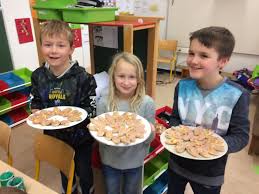 Atelier Cuisine Pizza En Maternelle Blog De L Ecole Communale De La Clouse