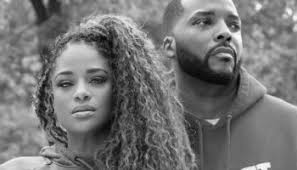 Motionographer® Durable Goods Signs Director Chris Applebaum