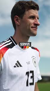 Servus 🖤❤️💛 Vielen Dank für eure fantastische Unterstützung während  meiner Zeit in der deutschen Nationalmannschaft 👍 #ServusDFBteam  #esmuellert #dfbteam #Euro2024 #thomasmüller #nationalmannschaft🇩🇪