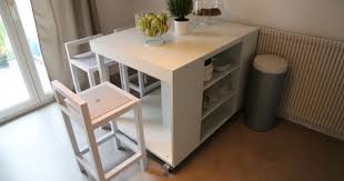L Atelier Deco Transformation D Une Table En Ilot Central De Cuisine Sur Roulettes Ilot Cuisine Ilots Central Cuisine Ilot