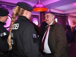 Einige von ihnen sind vorbestraft. Libanesische Banden In Nrw Wie Familienclans Im Ruhrgebiet Zur Kriminellen Macht Wurden Kolner Stadt Anzeiger