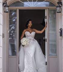 Weddings Onpoint On Instagram Absolutely Stunning Heyparis Custom Gown By Normaandlili Wedding Dresses Dream Wedding Dresses Beautiful Wedding Dresses