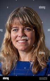 Claudia Albert's Instagram, Twitter & Facebook