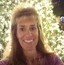 What churches have lively worship in the Largo and Clearwater area?