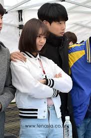 According to celebscouples, lee hyeri had at least 2 relationship before this one. Ryu Jun Yeol Ve Hyeri Nin Gercek Hayattaki Uyumu Gercekler