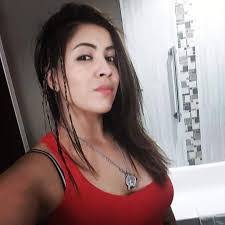 Constance Roy's Instagram, Twitter & Facebook