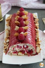 Buche Tiramisu A La Framboise Recette Ptitchef Recette Tiramisu A La Framboise Alimentation Buche Tiramisu