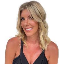 Lisa Lyttle's Instagram, Twitter & Facebook