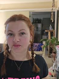 Claudia Capertoni Modelo