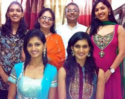 Neeti Mohan Wiki Age Boyfriend Husband Family Biography More Wikibio Get all the information about shakti mohan. neeti mohan wiki age boyfriend