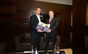 Kariyer sayfasında mustafa çalışkan isimli futbolcunun sezon bazında takımının yer almış olduğu turnuvalardaki maç, gol, asist, sarı kart, kırmızı kart, oyuna girme, oyundan. Istanbul Emniyet Muduru Mustafa Caliskan Ali Koc U Ziyaret Etti