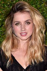 Click through the gallery for celebrities who got their blonde hair color right. Celebrities With Buttery Blonde Hair Instyle