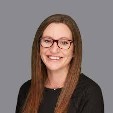 Laura Vigil's Instagram, Twitter & Facebook