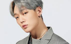 BREAKING] YG Entertainment confirms iKON's Bobby has welcomed a baby boy