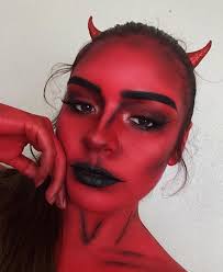 Emily Nevins (eminev333)