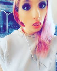 Tasha Beck's Instagram, Twitter & Facebook