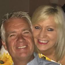 What is the steering wheel symbol