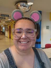 Please join us in recognizing our wonderful Librarian during National  School Library Month! Ms. D'Ascendis is our Librarian and PTA President at  Marshall Elementary. Ms. D. is our new Librarian, after 3