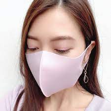 voce公式インフルエンサーのマスク美容事情 支持率no １のマスクは pitta mask でした 剱持百香 ビューティニュース voce ヴォーチェ 美容雑誌 voce 公式サイト マスク マスク 女 美容