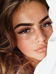 Viviane Van Camp (vancamp0218)