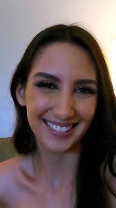 Katie Nix's Instagram, Twitter & Facebook