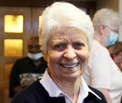 Local nuns head to southern border as migrant influx surges