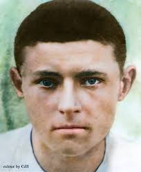 Dainton "the bear" Connell was born