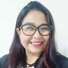 Carolina Gamboa's Instagram, Twitter & Facebook