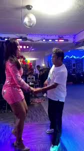 Indira Andretto Bailando Sonidero | TikTok