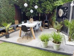 95 Kleiner Garten Im Innenhof Mit Sitzbereich Design Ideen In 2020 Garten Feuerstelle Garten Haus Und Garten