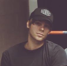 cheyenne edwards (@cheyenn58760180)