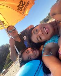 🏖reality checking out